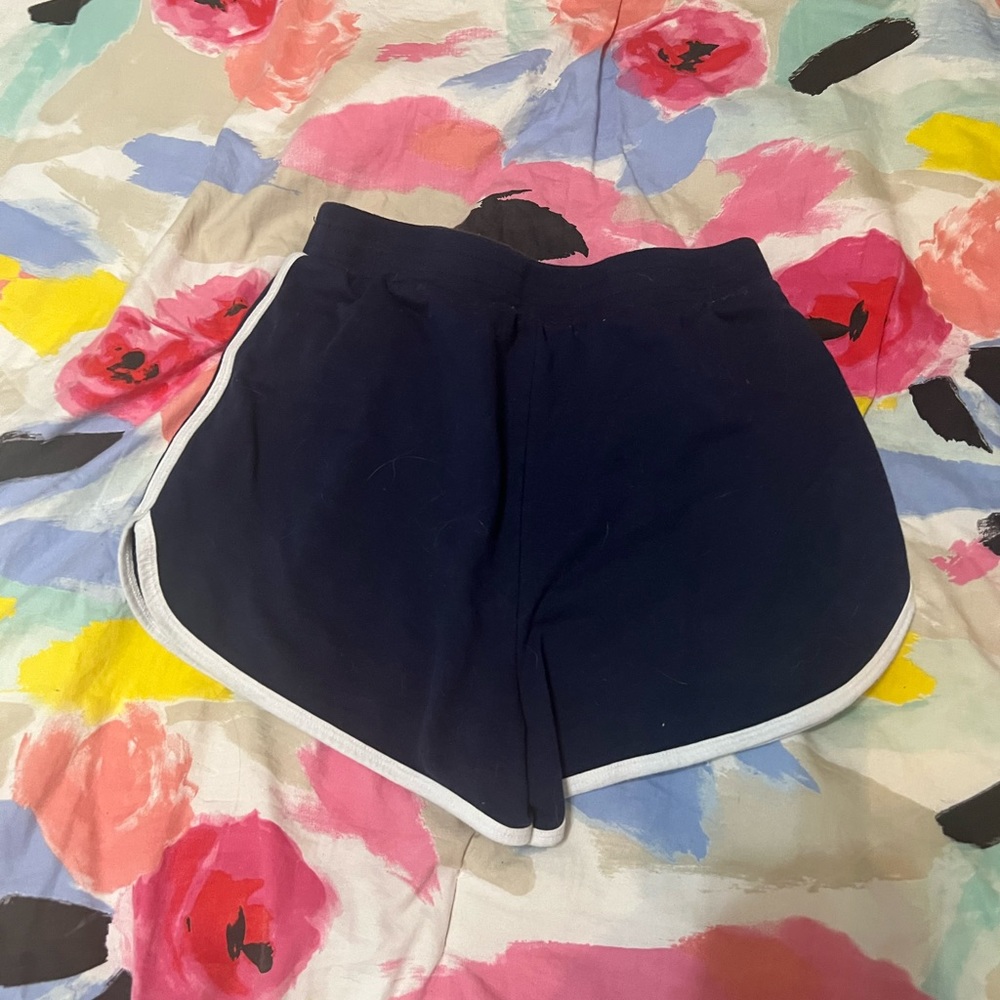 Shorts - Picture 3 of 3